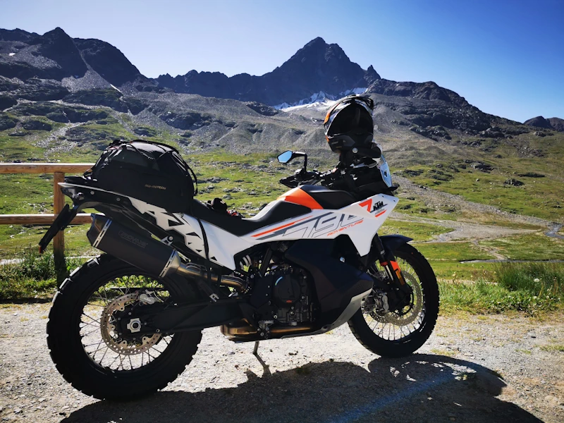 Die 12 besten Balkan-Pässe für Motorradreisen