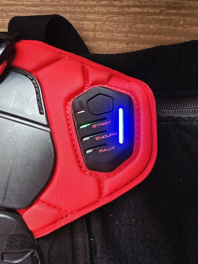 Airbagweste für Enduro & Rallye – Sicherheitssystem von Alpinestars