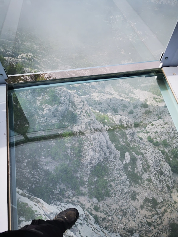 Glasboden vom Biokovo Skywalk Kroatien