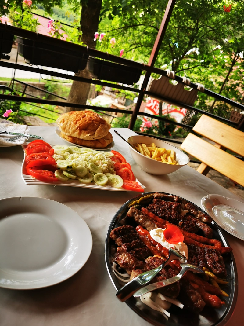 Restoran Kod Zore – Frühstücksüberfall der guten Art