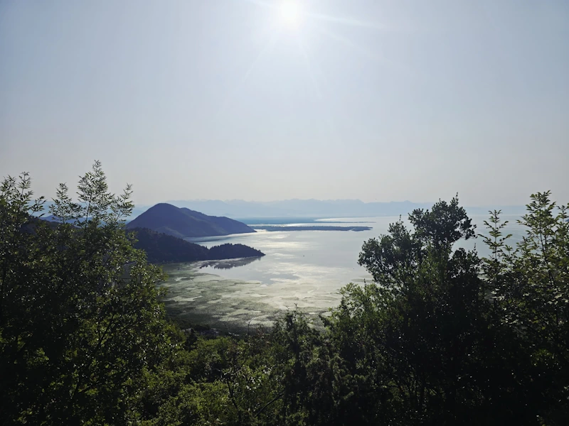 Skutarisee Albanien Motorrad fahren