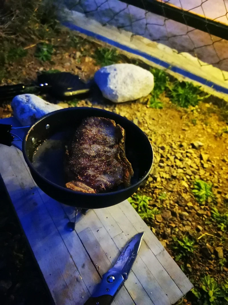 Motorradfahren Fleisch grillen